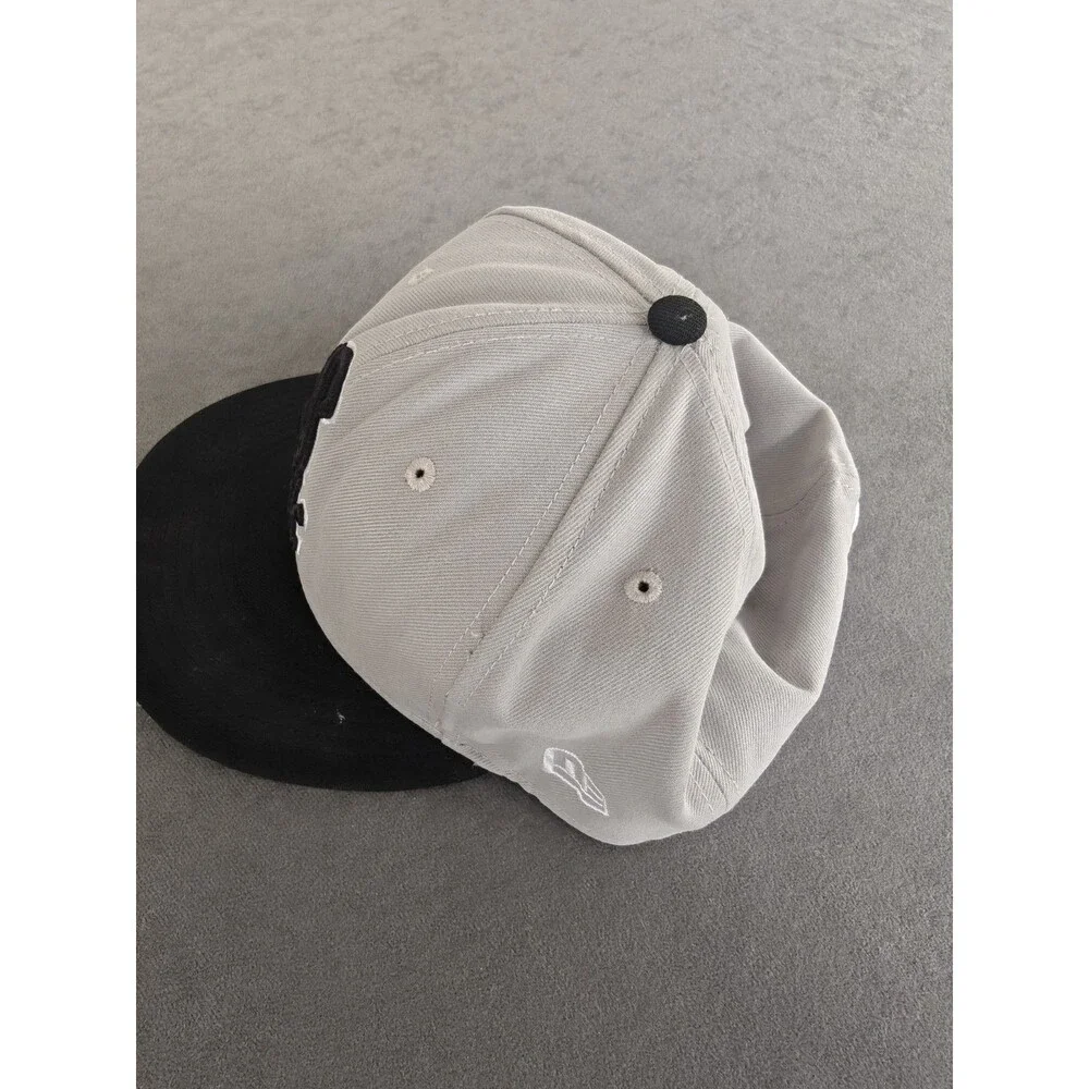 New Era 59FIFTY Chicago White Sox Fitted Hat Gray Black Size 7 5/8 MLB Cap